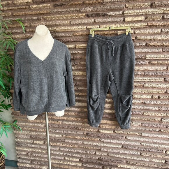 Intimately Free People Gray Joggers and Top Lounge Set Size XS - Picture 8 of 9
